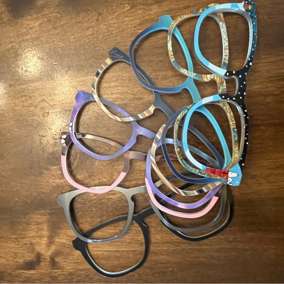 Eye Glasses Set - Picture 2 of 3